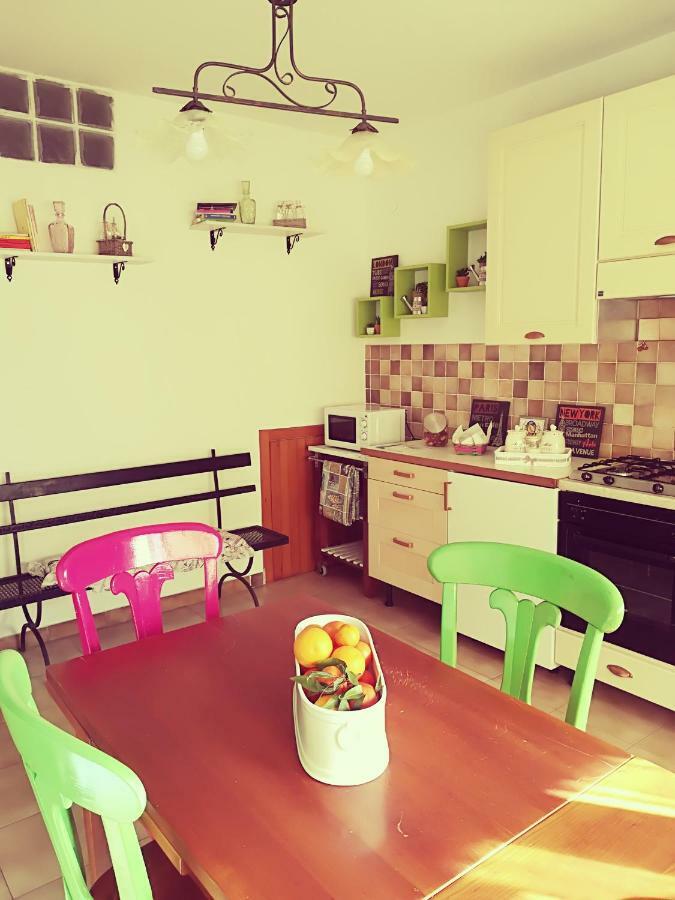 Come A Casa Tua Сан-Никола-ла-Страда Экстерьер фото